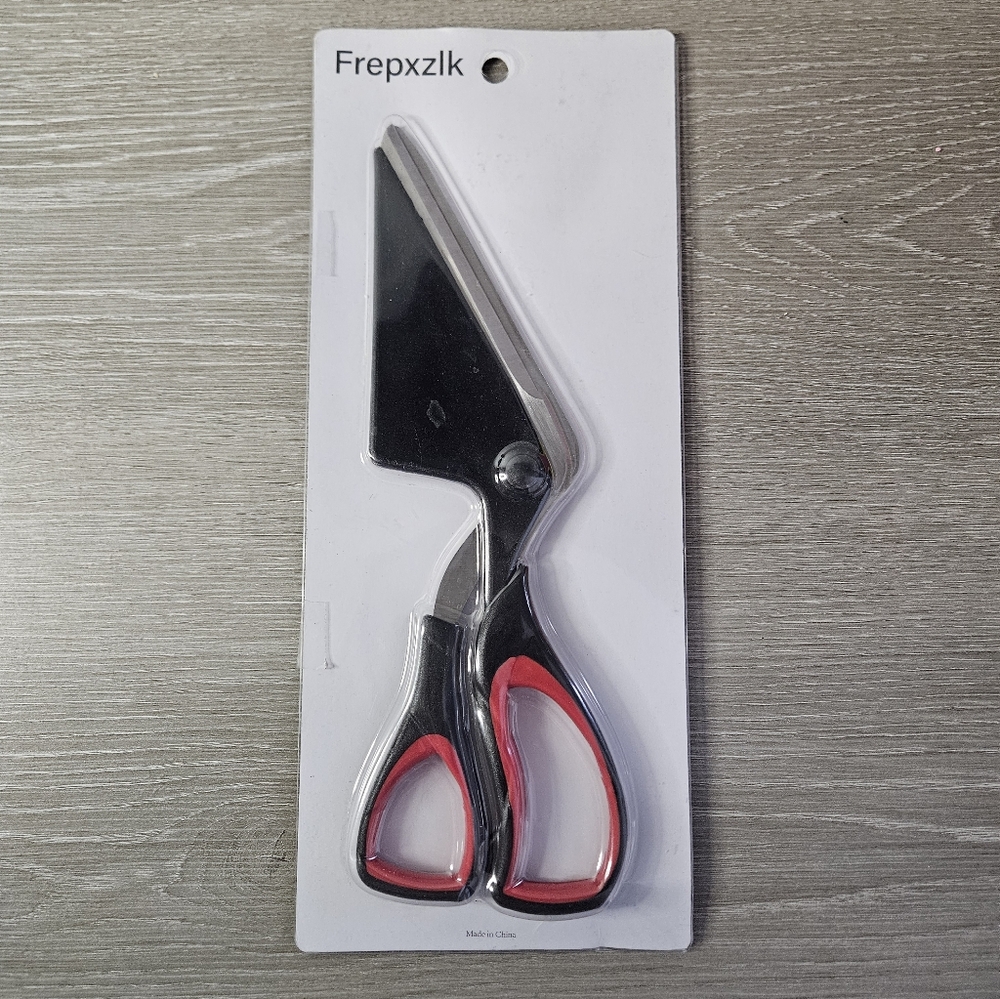Amazon Black and Red Pizza Scissors